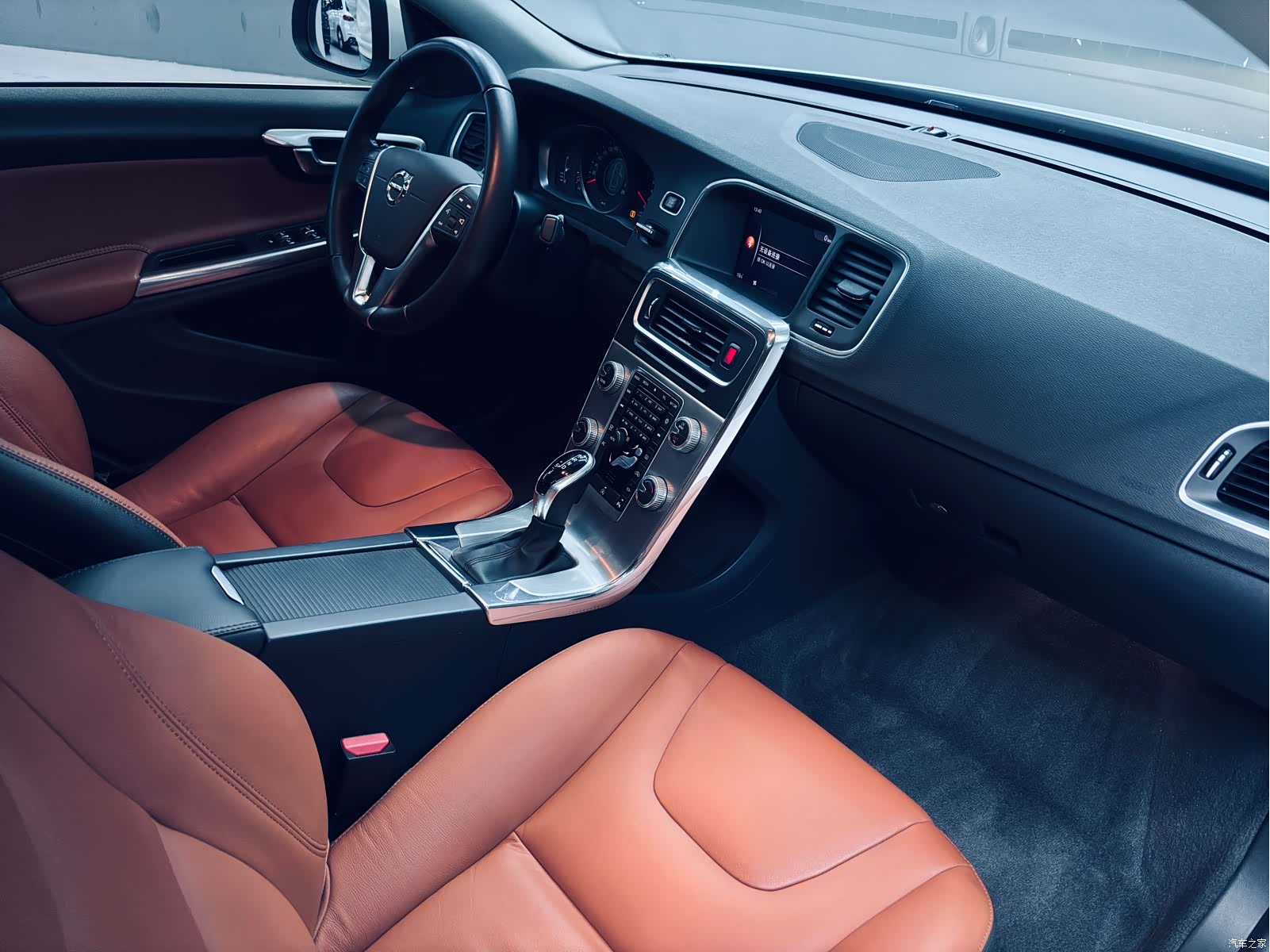 Volvo S60, 2020 14