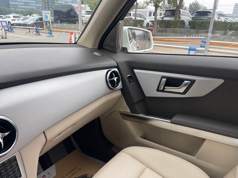 Mercedes-Benz GLK class