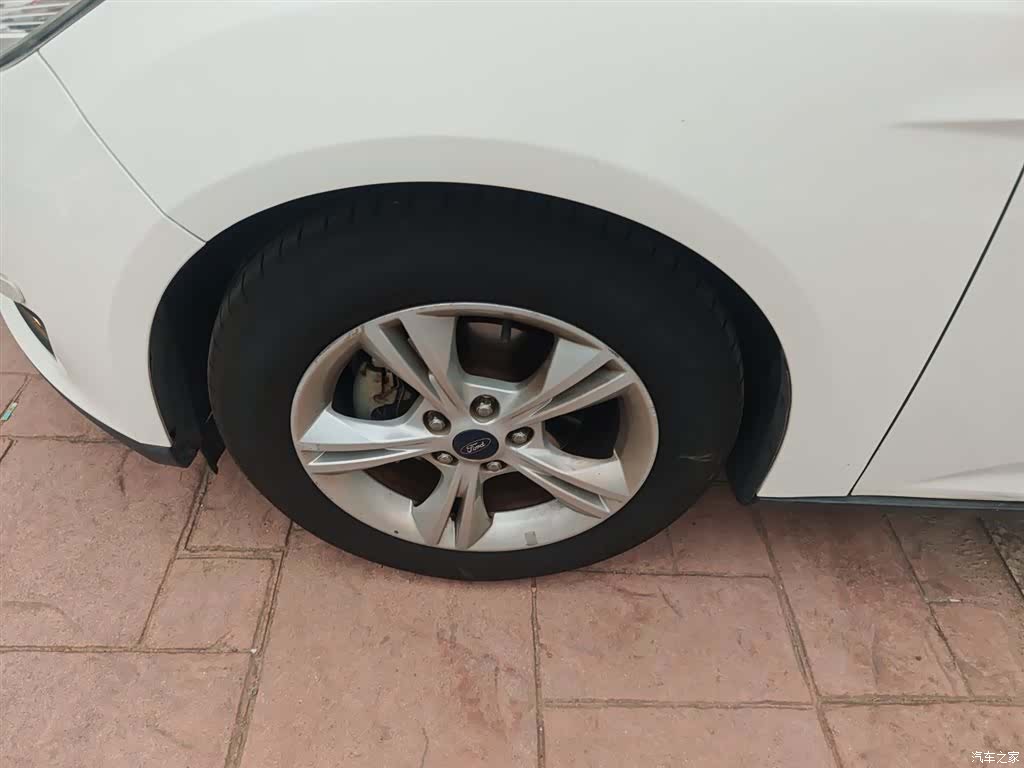 Ford Focus, 2016 25