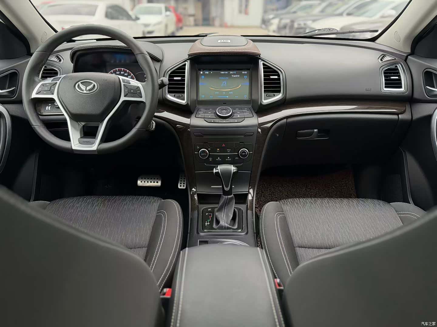 BAIC S6, 2017 все фото
