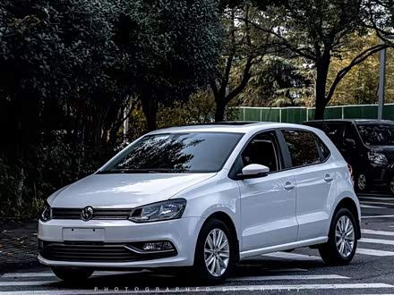 Polo 2016 1.6L Զ