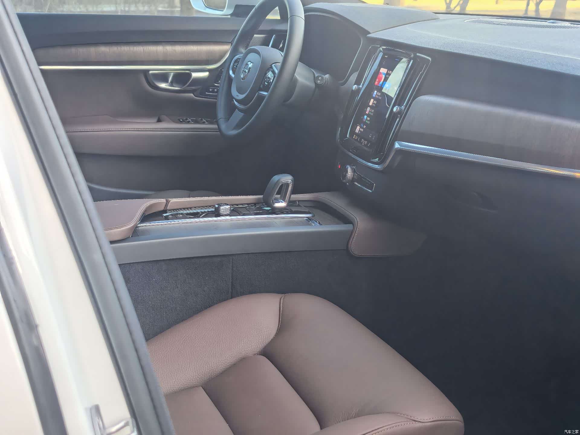 Volvo V90, 2023 15