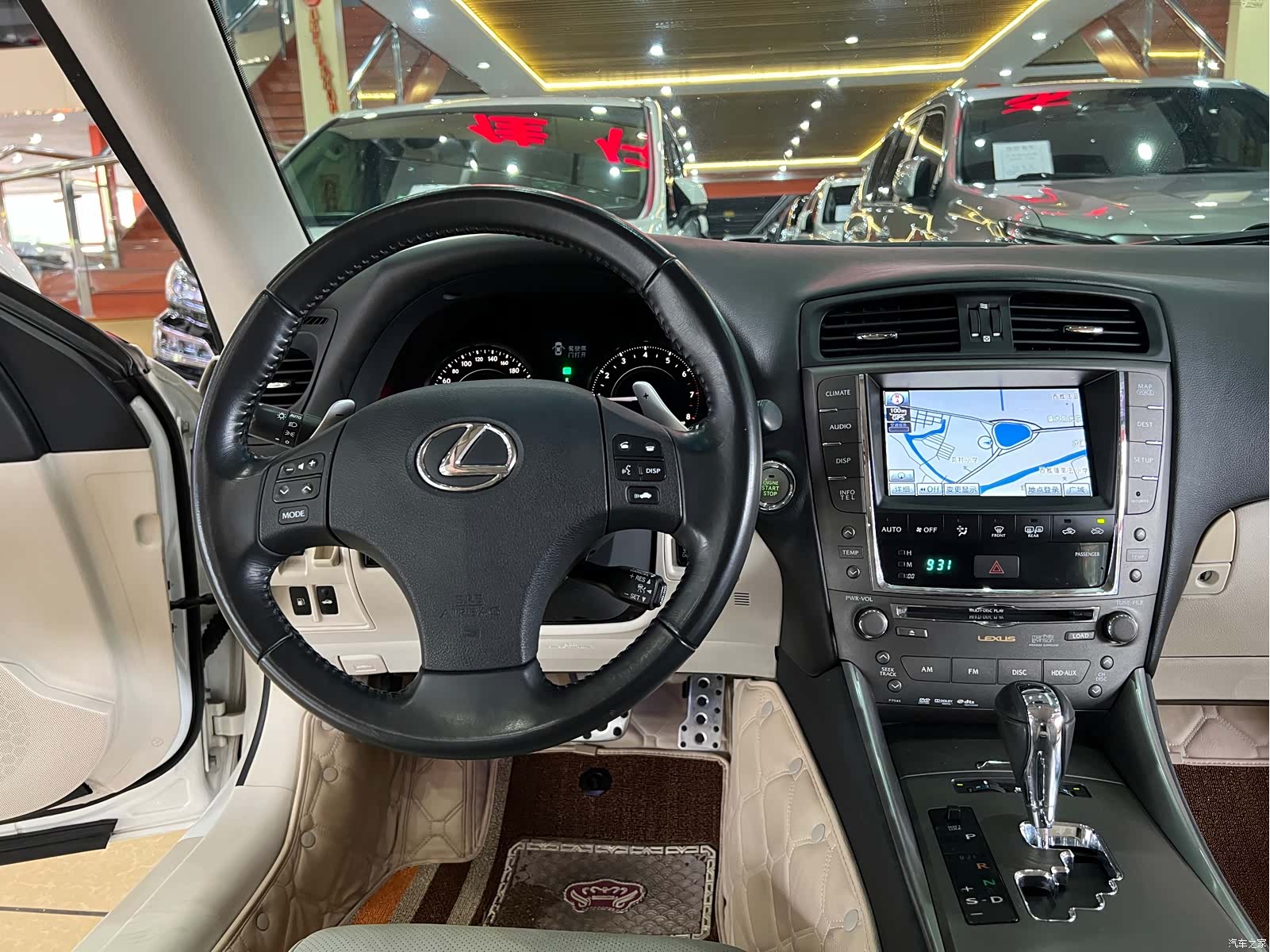 Lexus IS, 2010 12