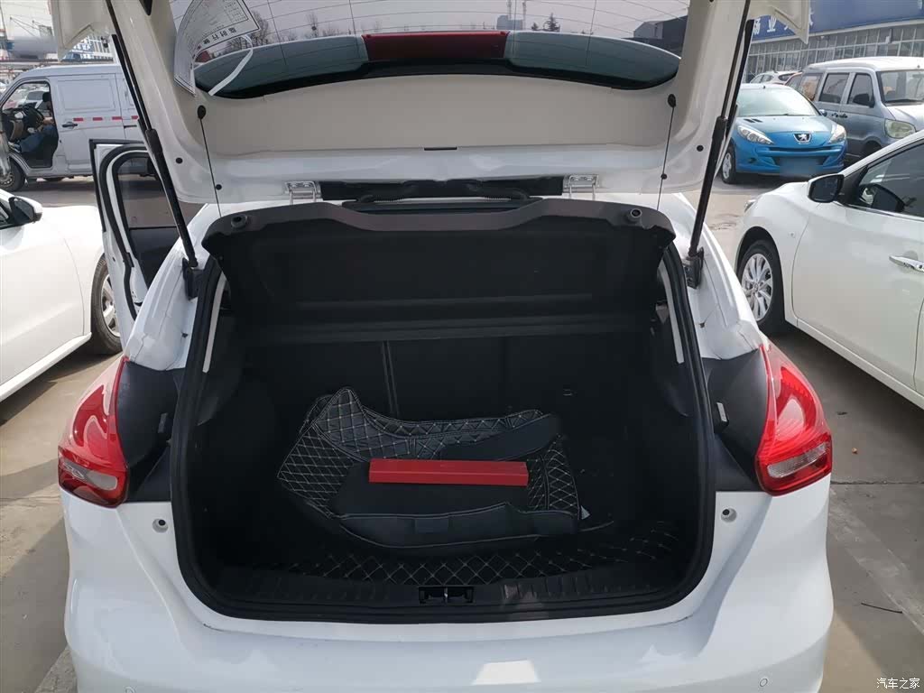 Ford Focus, 2017 15