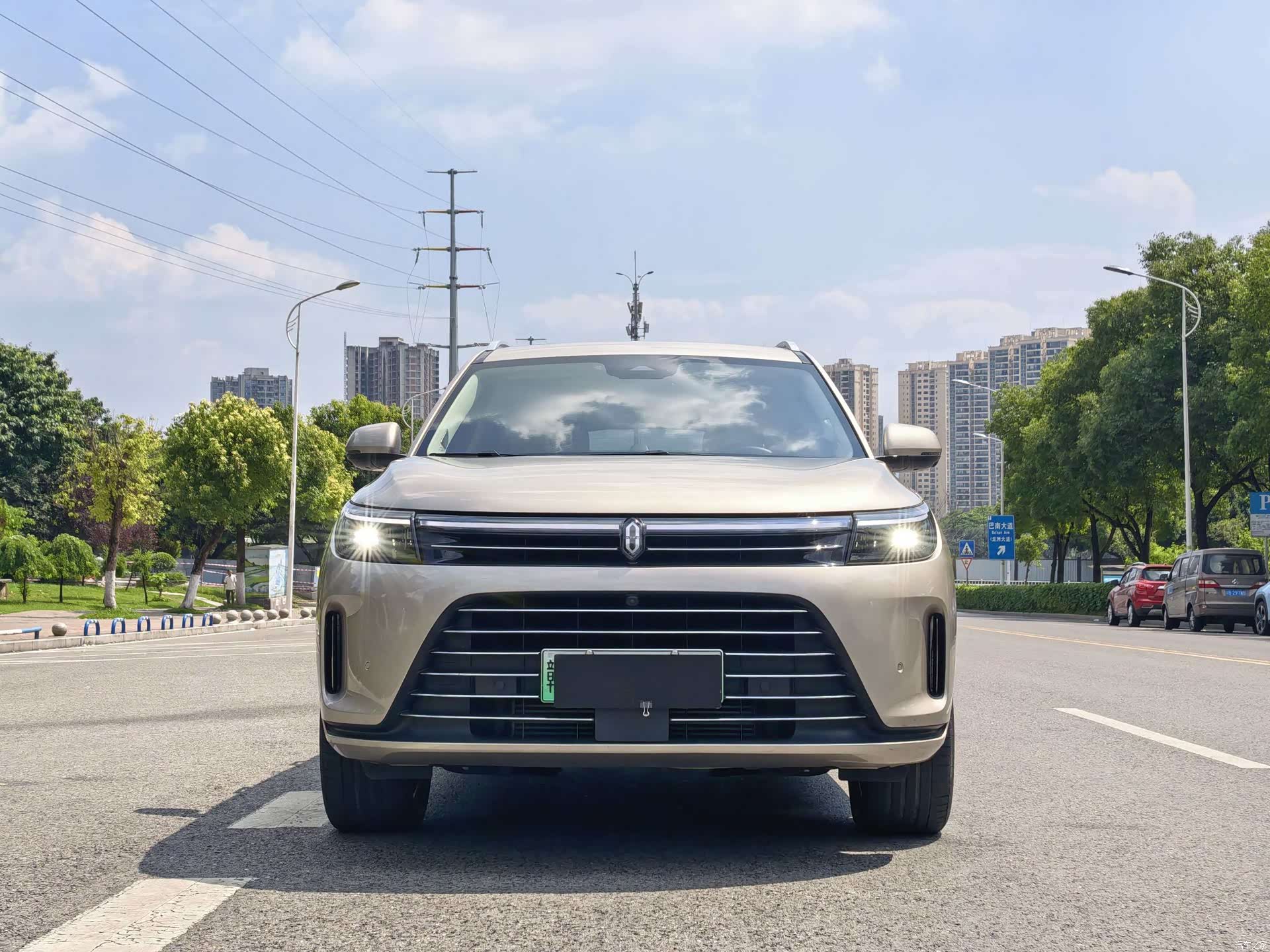 AITO M7, 2022 2
