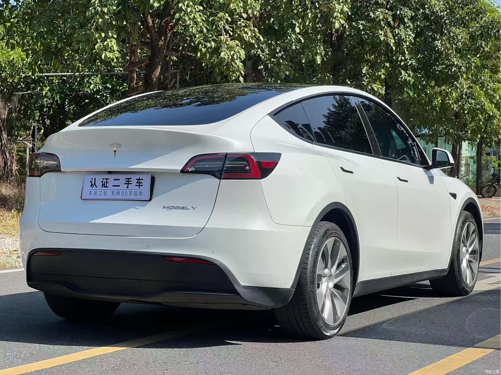Tesla Model Y, 2021 9