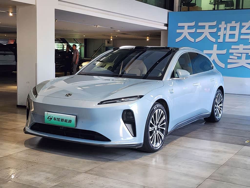 NIO ET5T