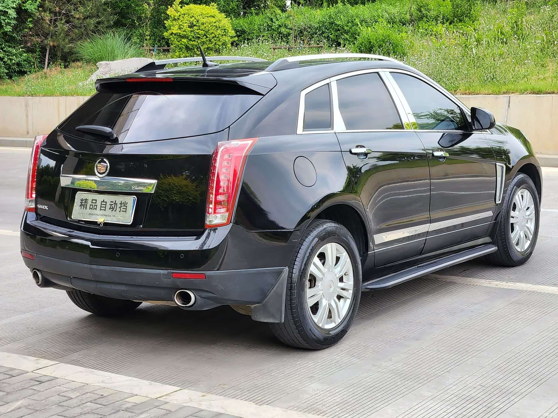 Cadillac SRX, 2012 все фото