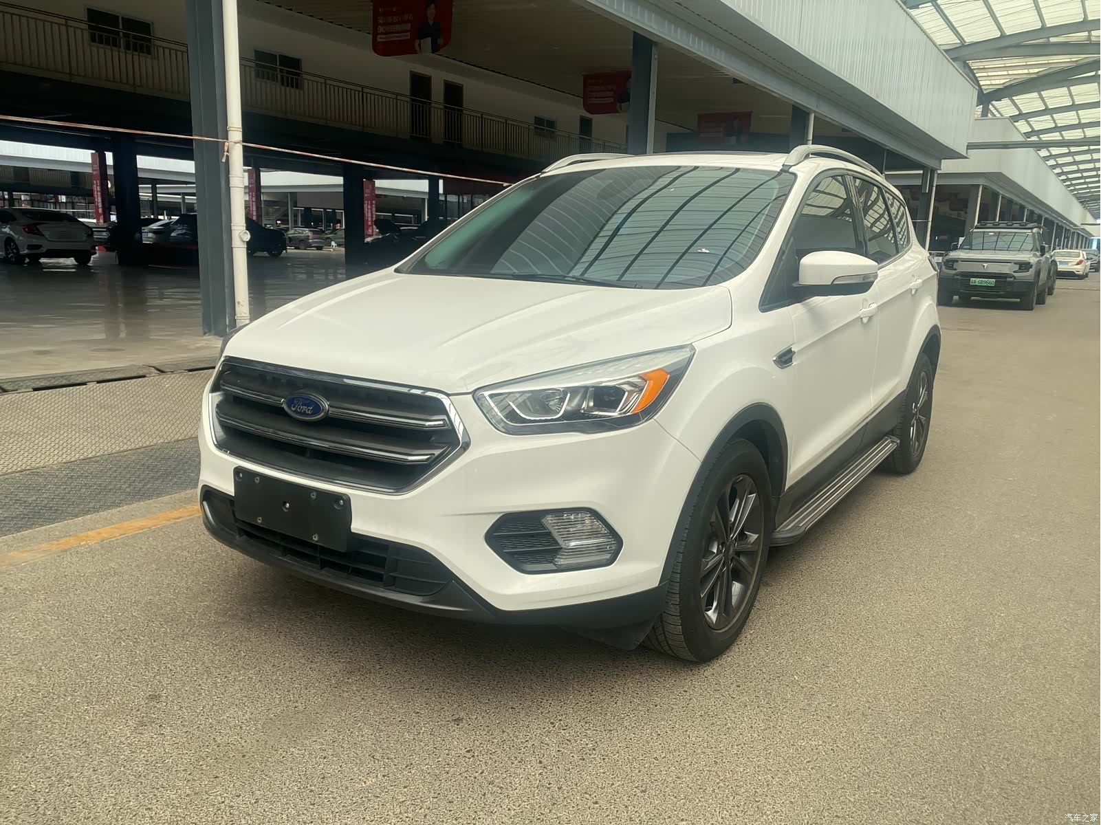 Ford Kuga, 2021 1