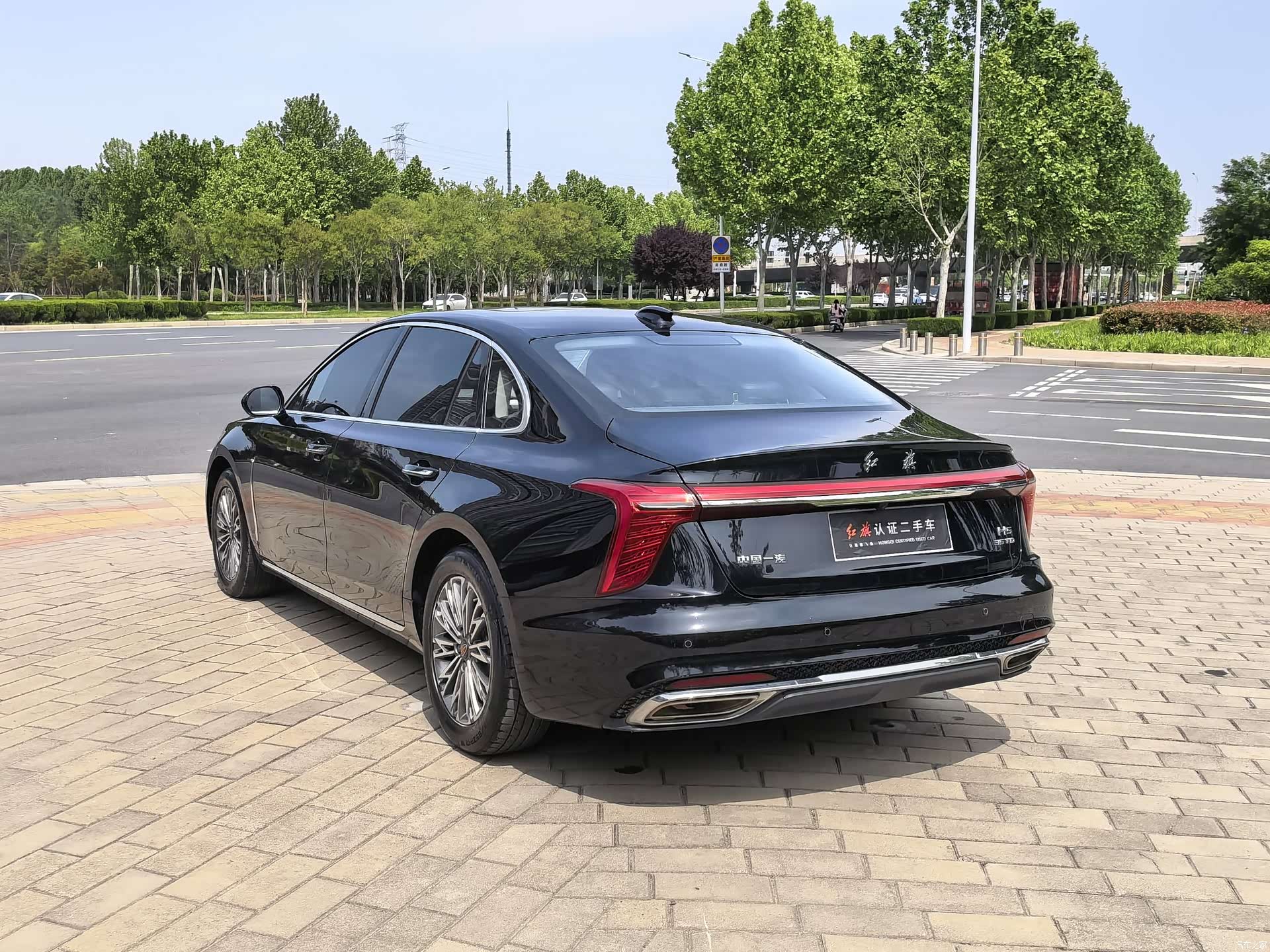 Hongqi H5, 2023 17