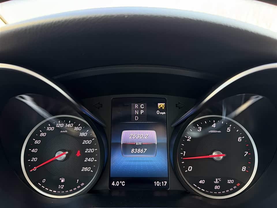 Mercedes-Benz V-class