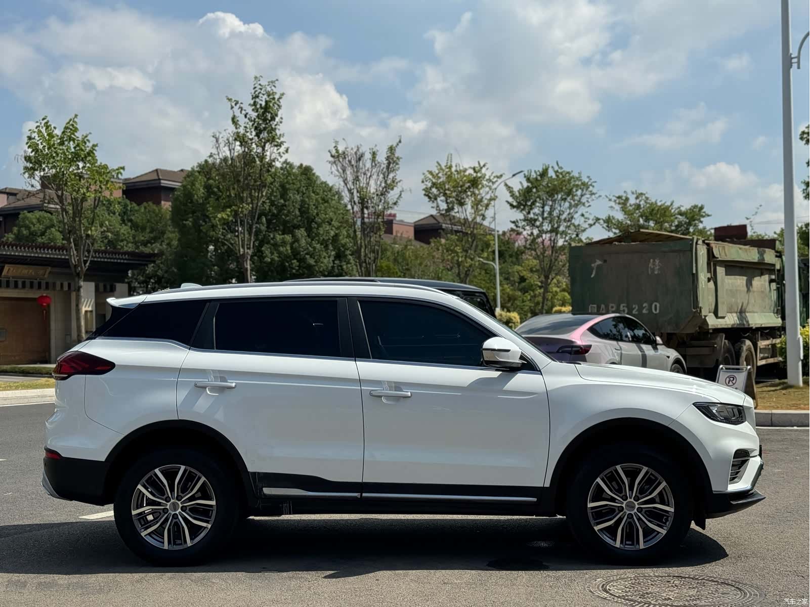 Geely Boyue, 2021 13