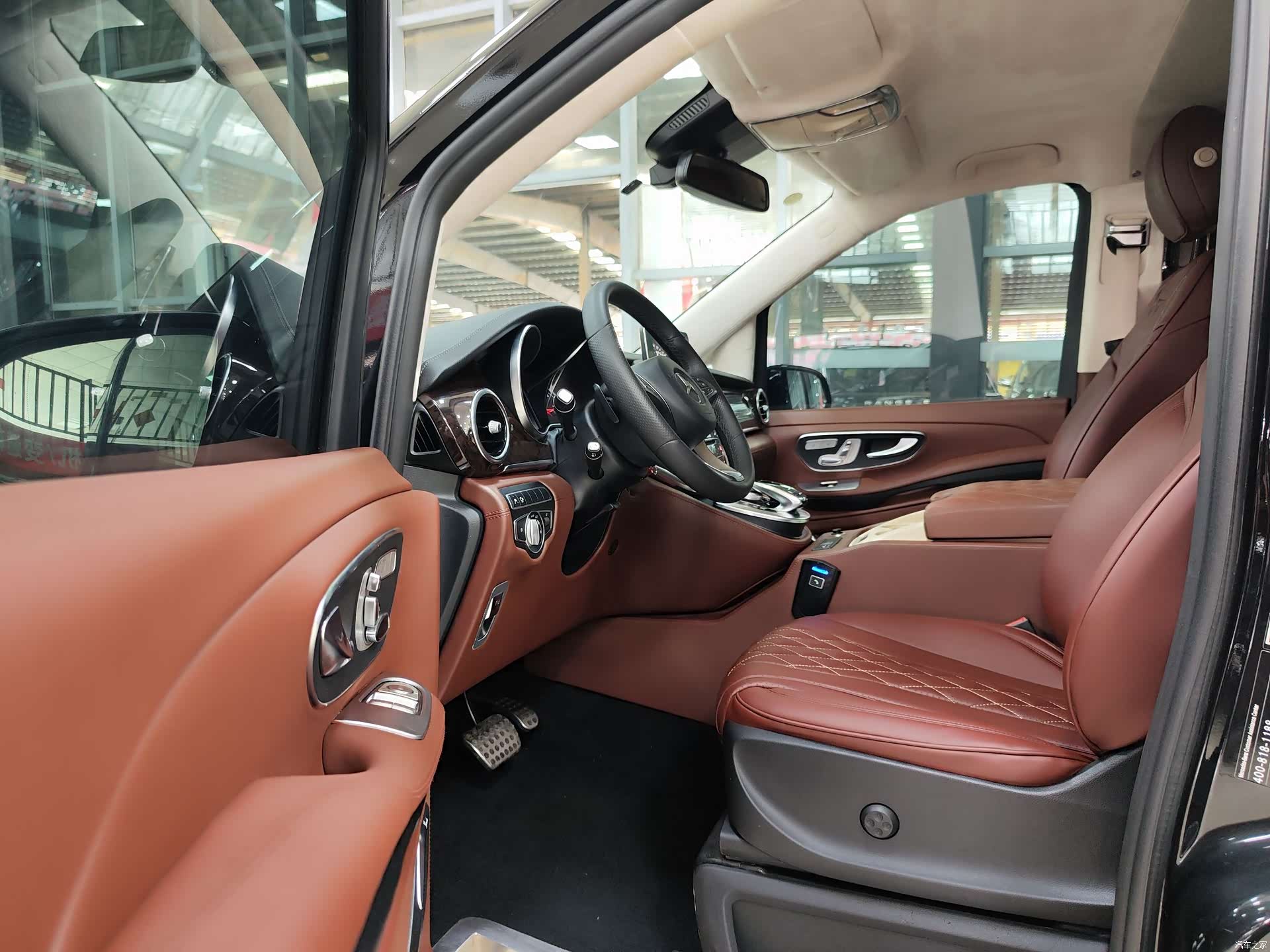 Mercedes-Benz V-Class, 2020 6