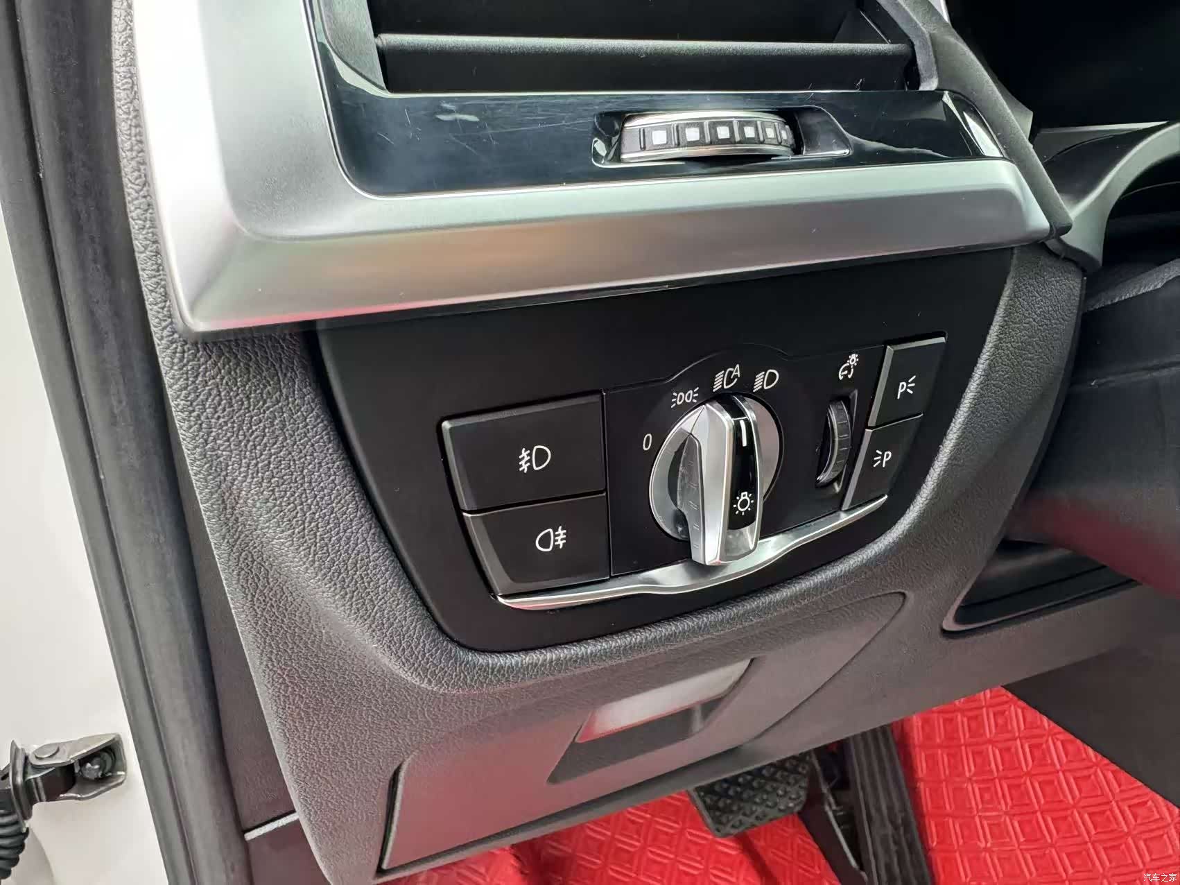 BMW X4, 2019 32