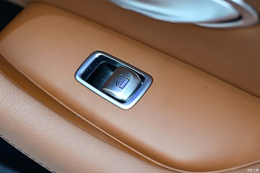 Mercedes-Benz CLS, 2024 29
