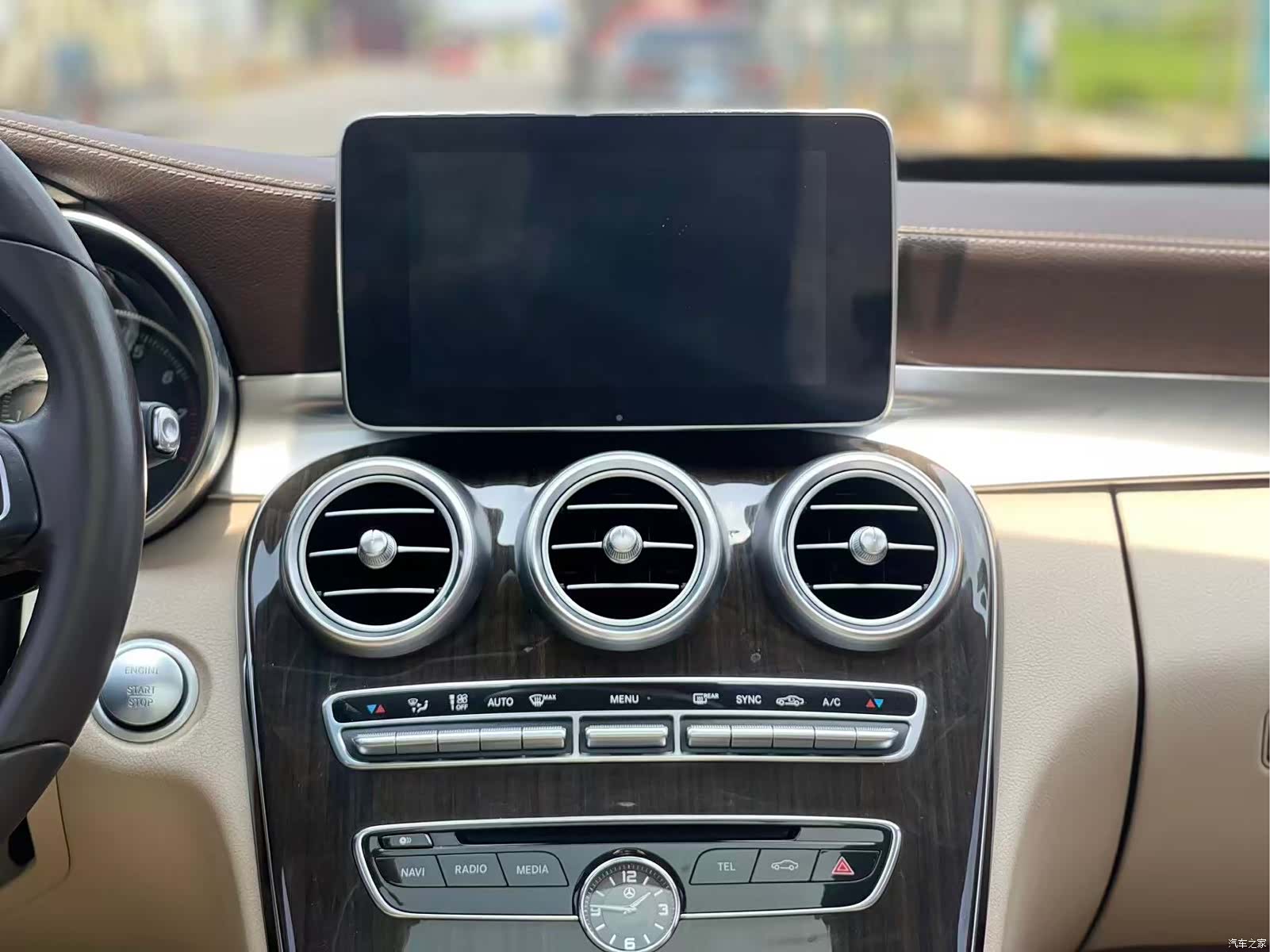 Mercedes-Benz C-Class, 2015 23