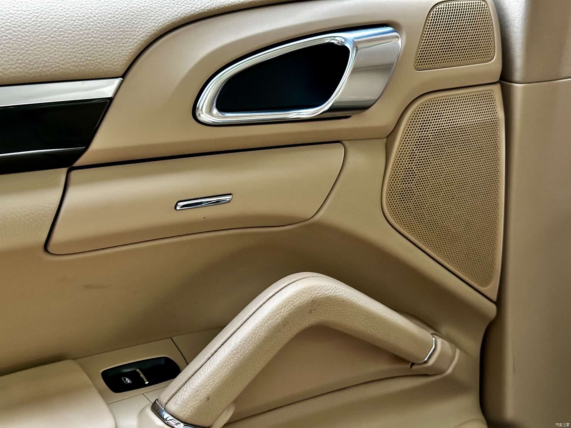Porsche Cayenne, 2011 25