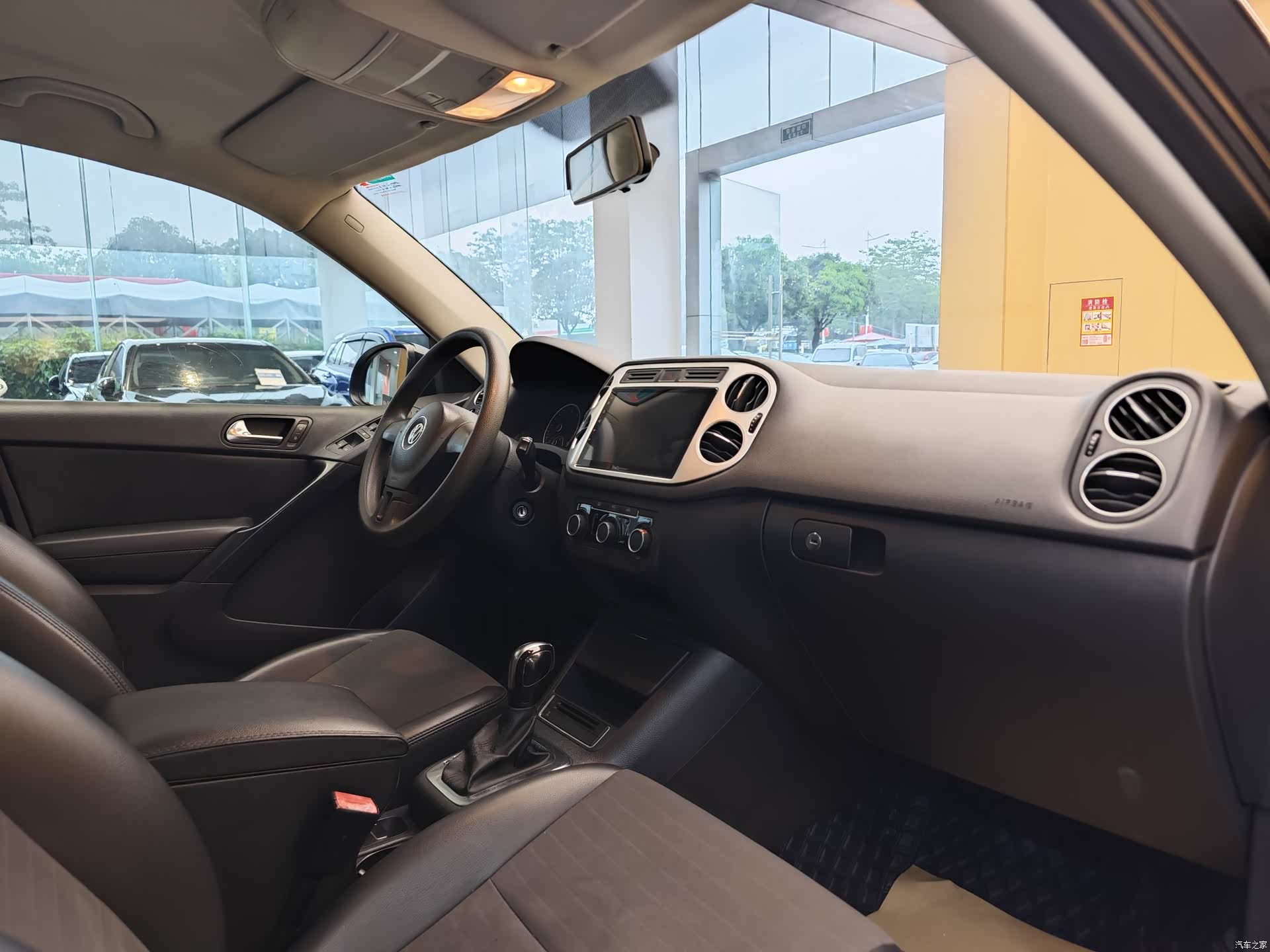 Volkswagen Tiguan, 2014 30