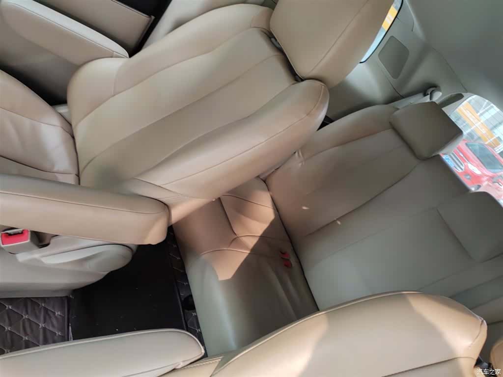 Buick GL8, 2018 4