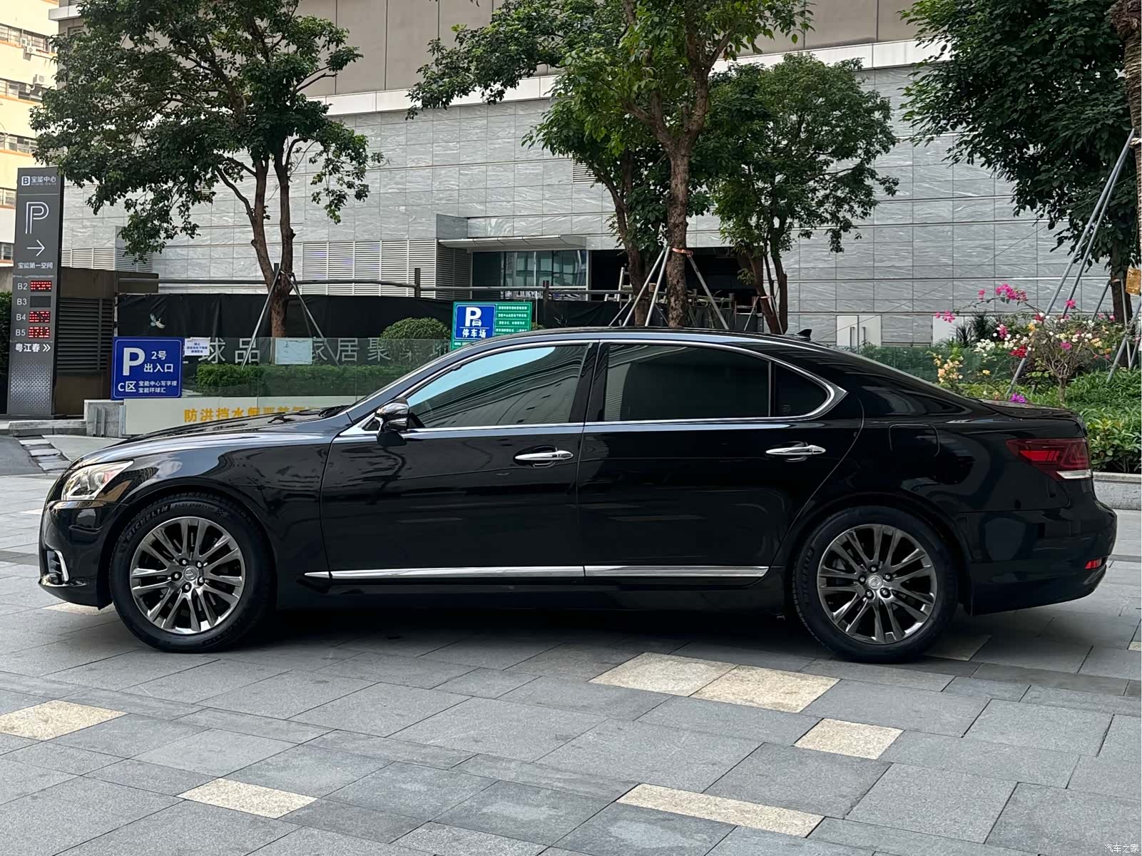 Lexus LS, 2013 все фото
