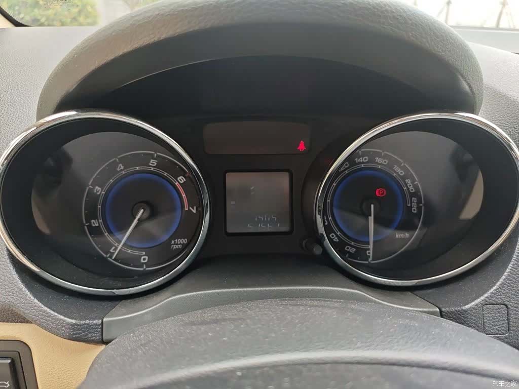 Chery E3, 2016 12