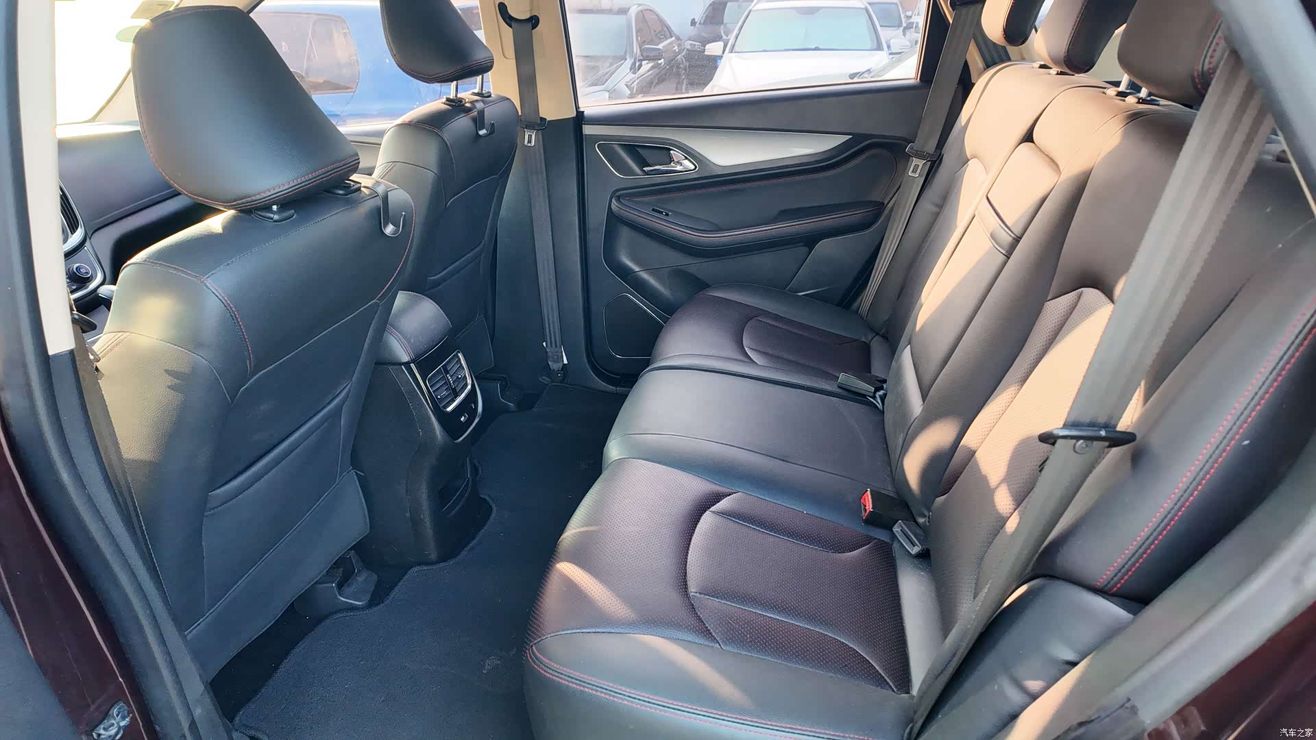 Wuling 560, 2016 28