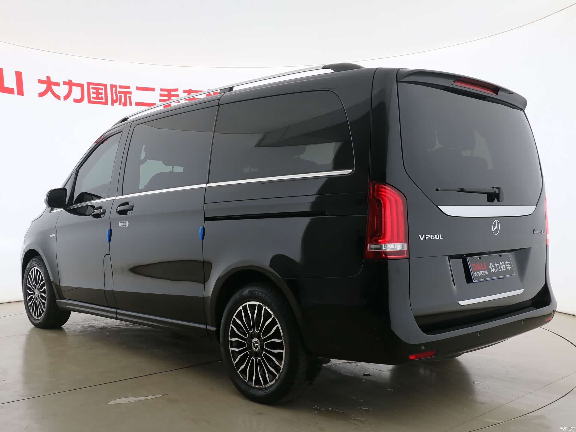 Mercedes-Benz V-Class, 2019 7