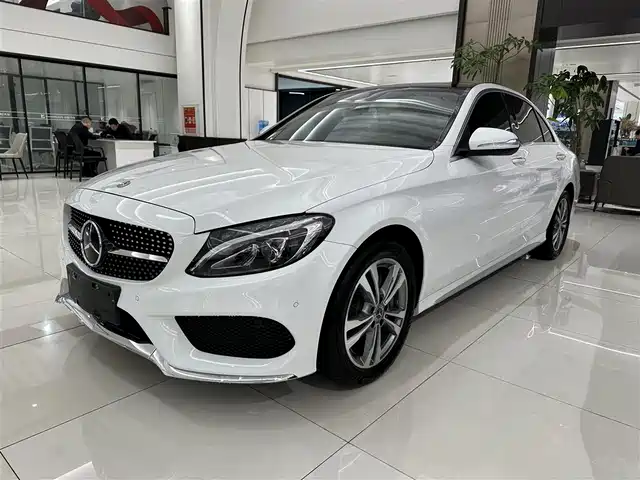 Mercedes-Benz C-Class 2018 — купить из Китая под заказ