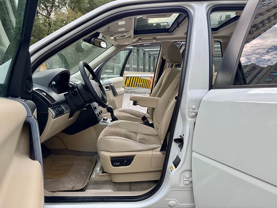 Land Rover Freelander 2