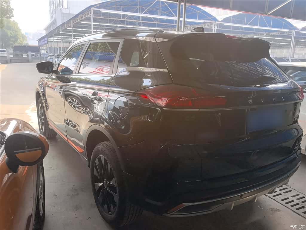 Geely Boyue, 2022 13