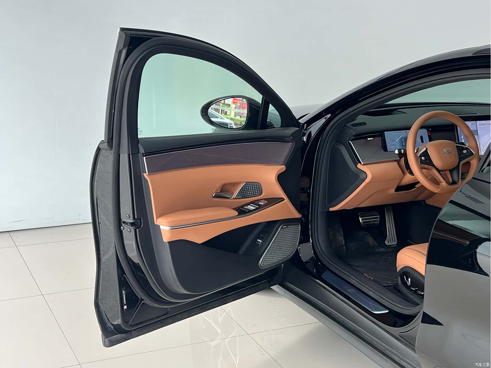 BYD Han, 2025 14