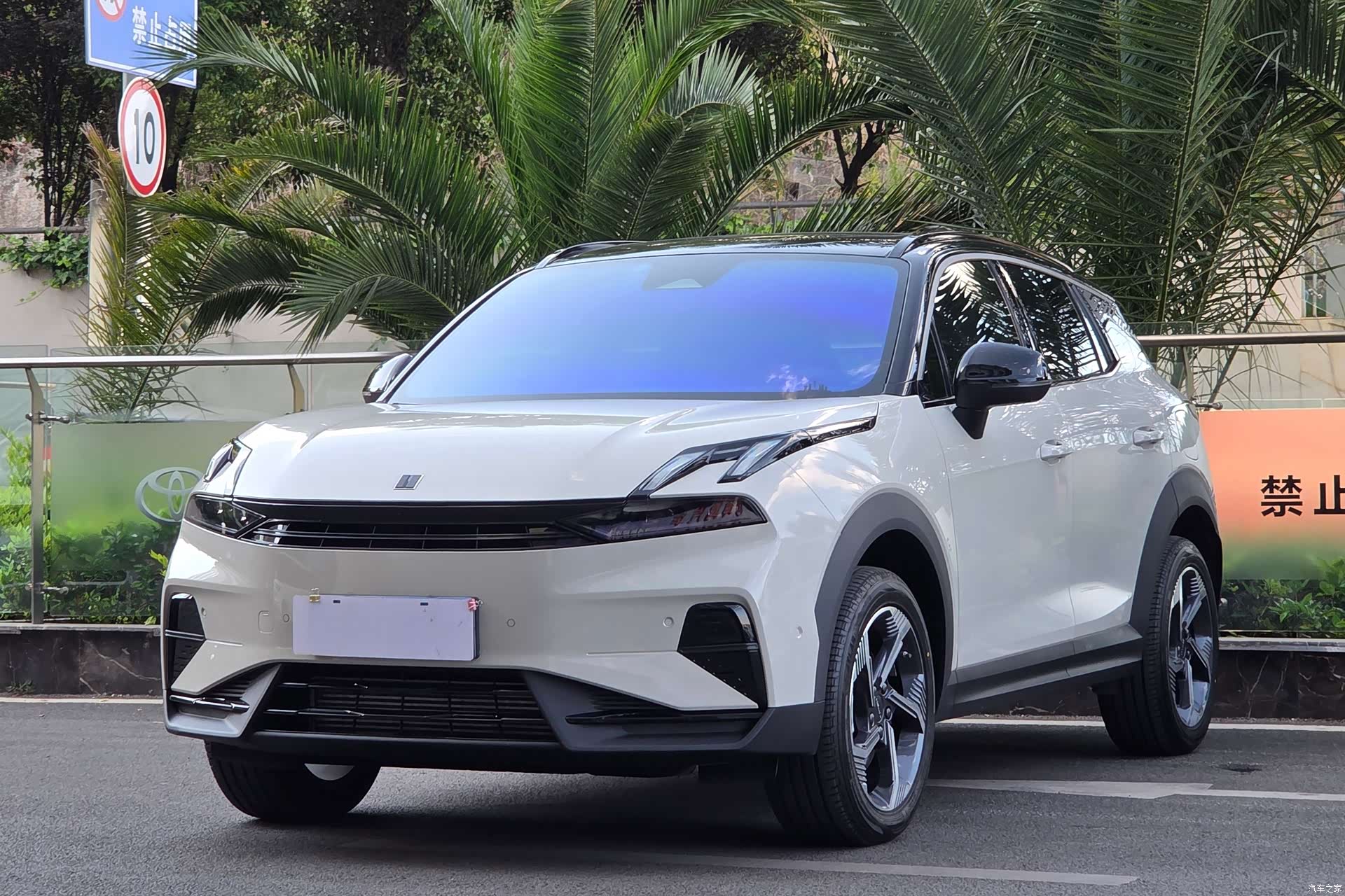 Lynk & Co 02, 2025 1