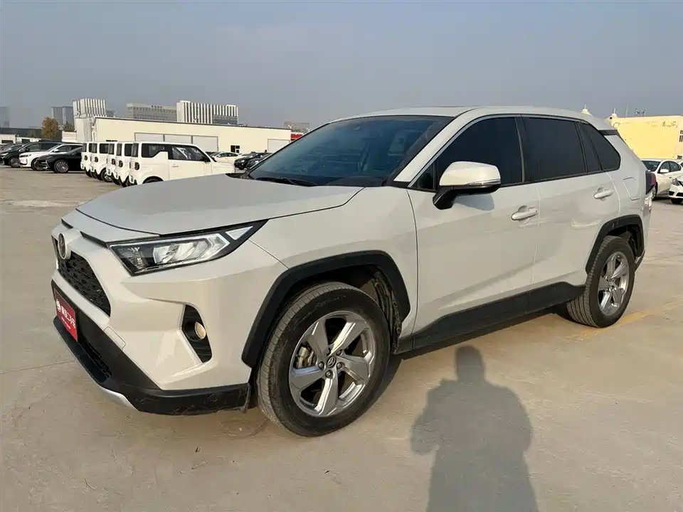 Toyota RAV4 Rongfang