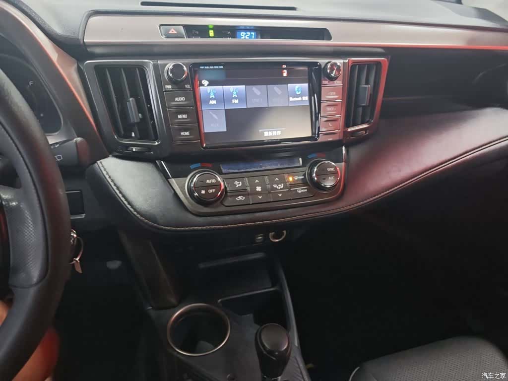 Toyota RAV4, 2016 6