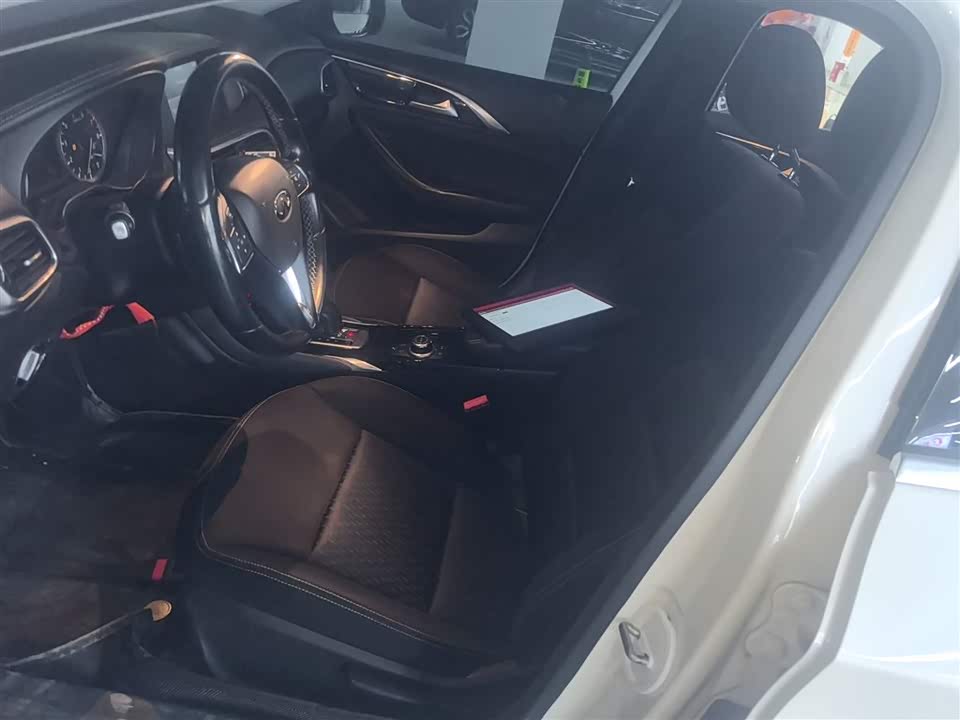 Infiniti QX30 Infiniti QX30