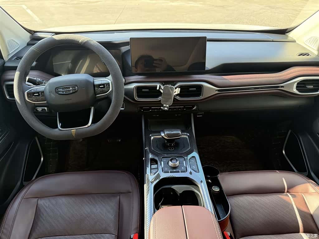 Geely Haoyue, 2022 22