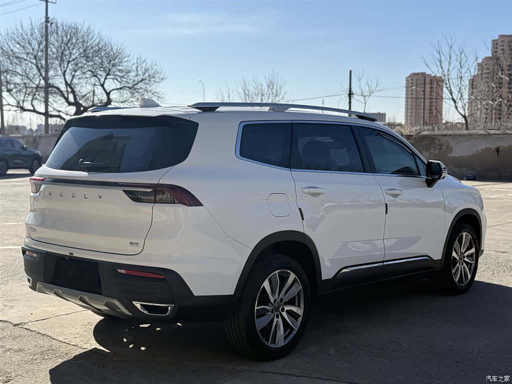 Geely Haoyue, 2022 13