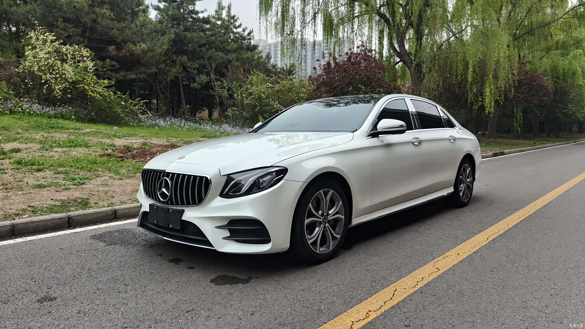 Mercedes-Benz E-Class, 2018 1