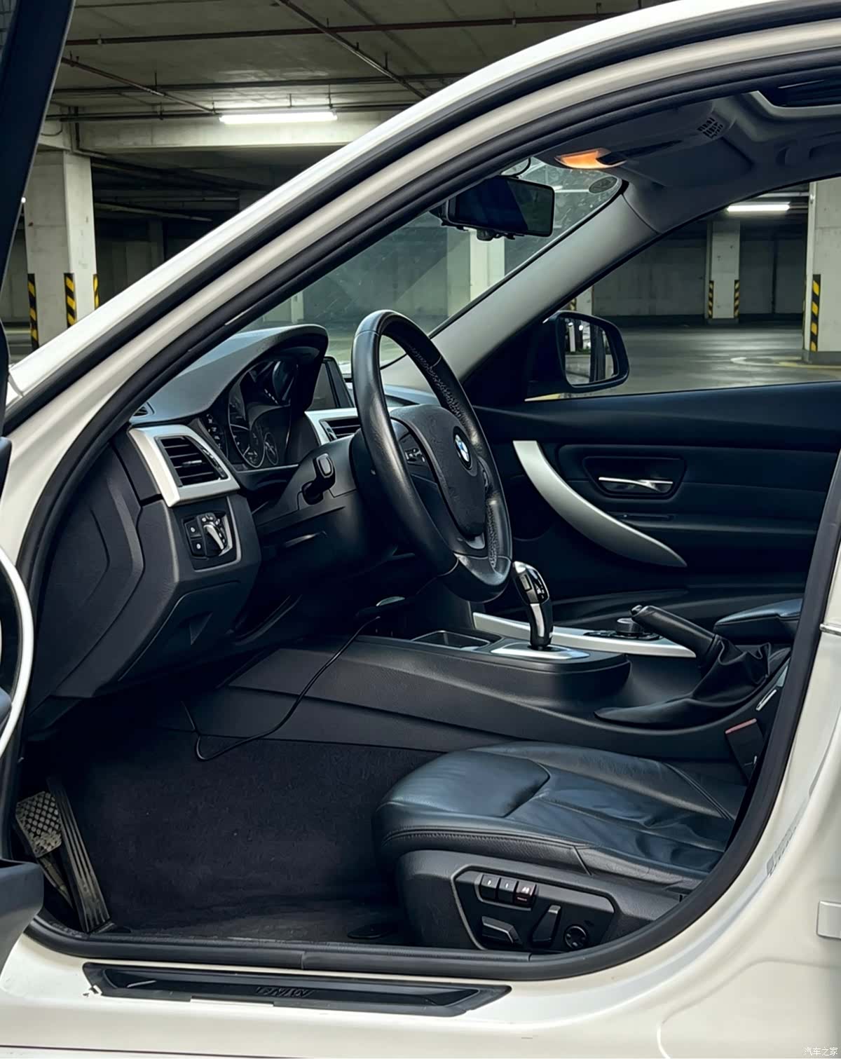 BMW 3 Series, 2013 8