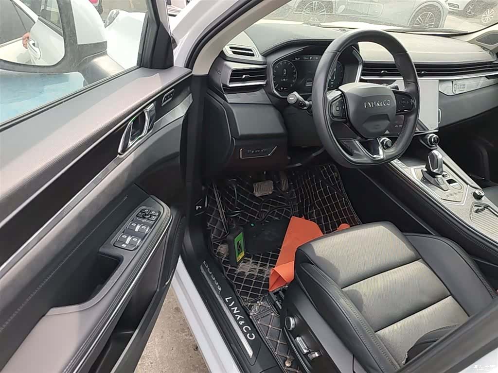 Lynk & Co 01, 2022 16