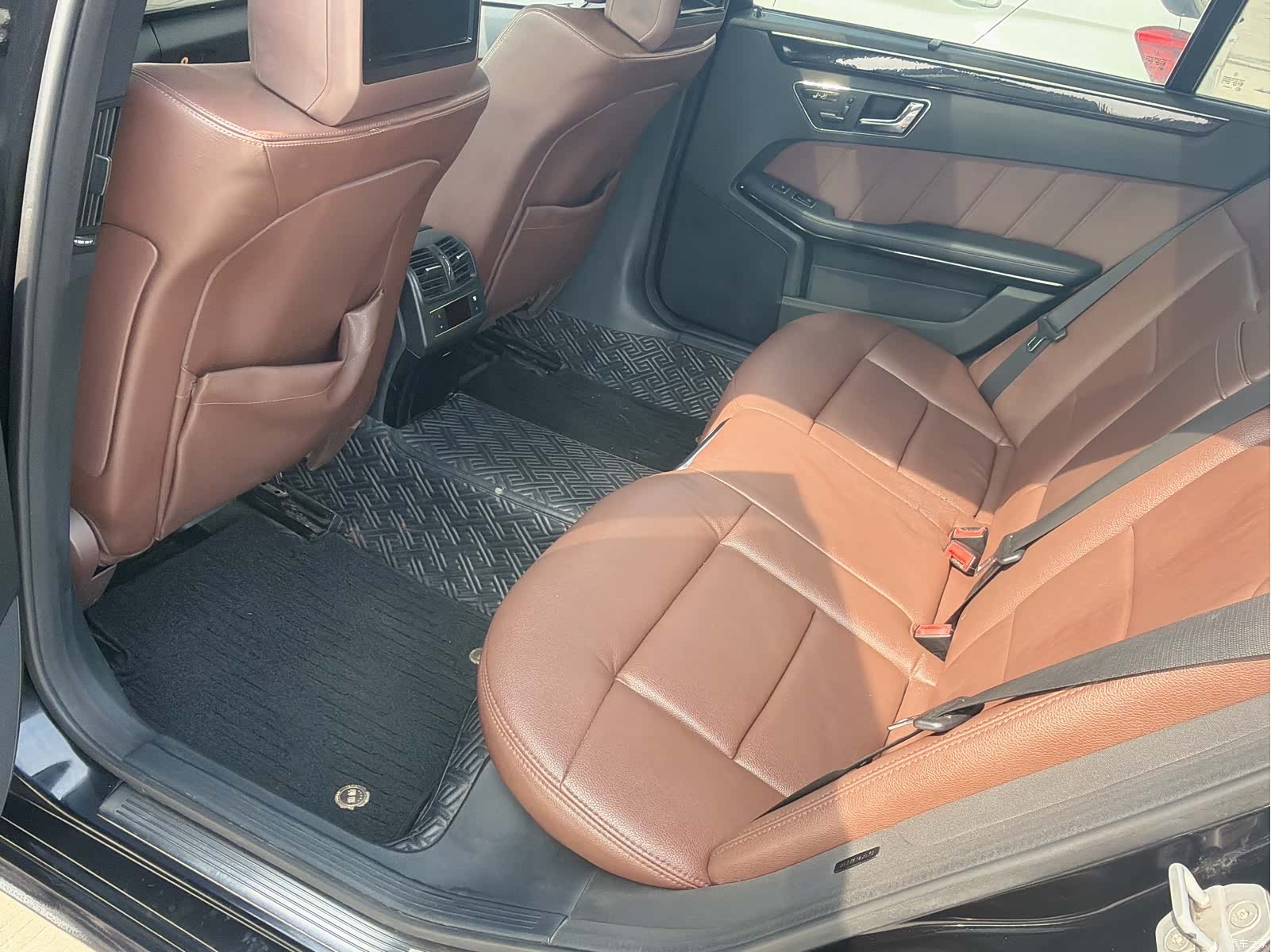 Mercedes-Benz E-Class, 2011 12