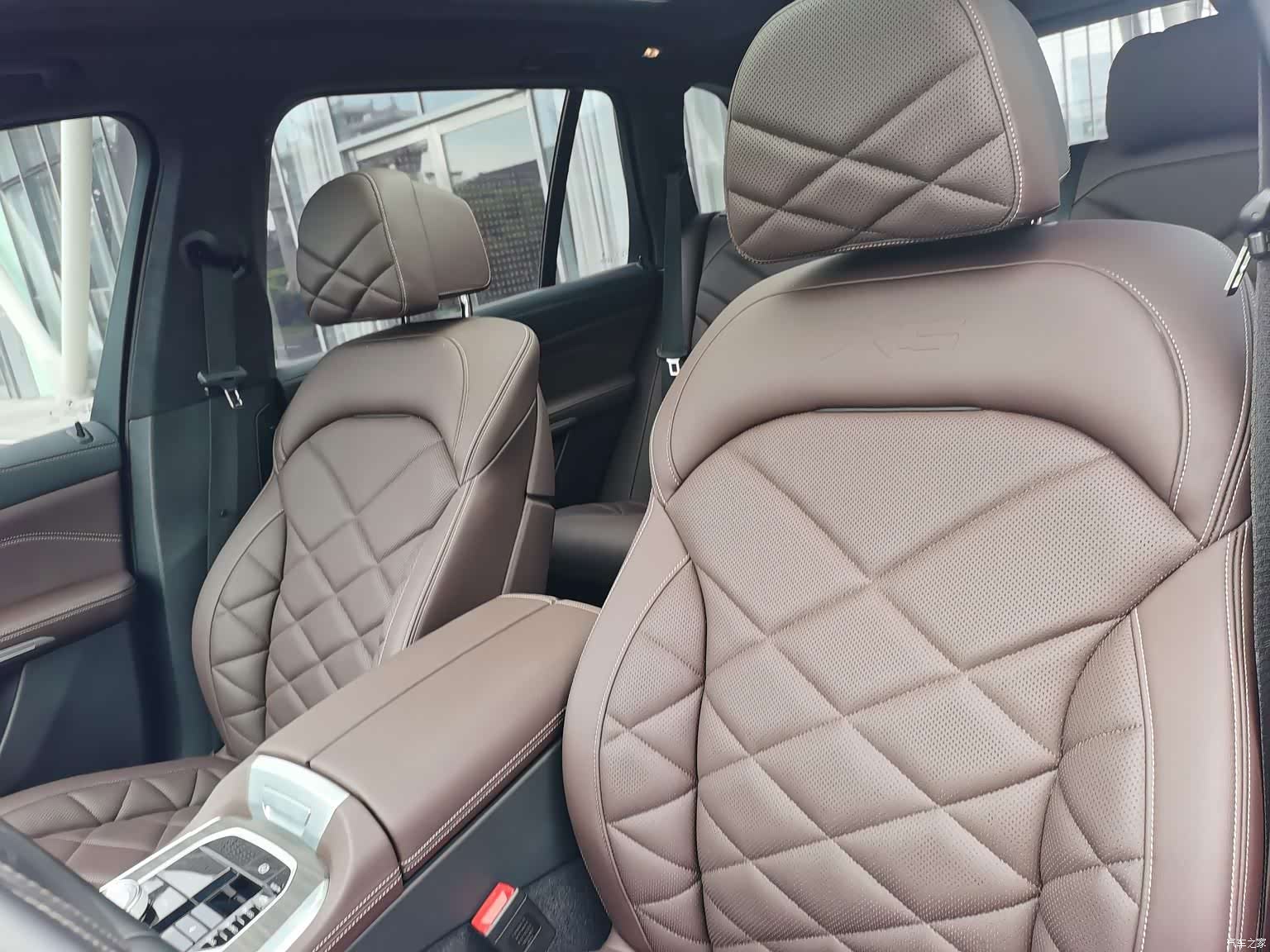 BMW X5, 2024 21