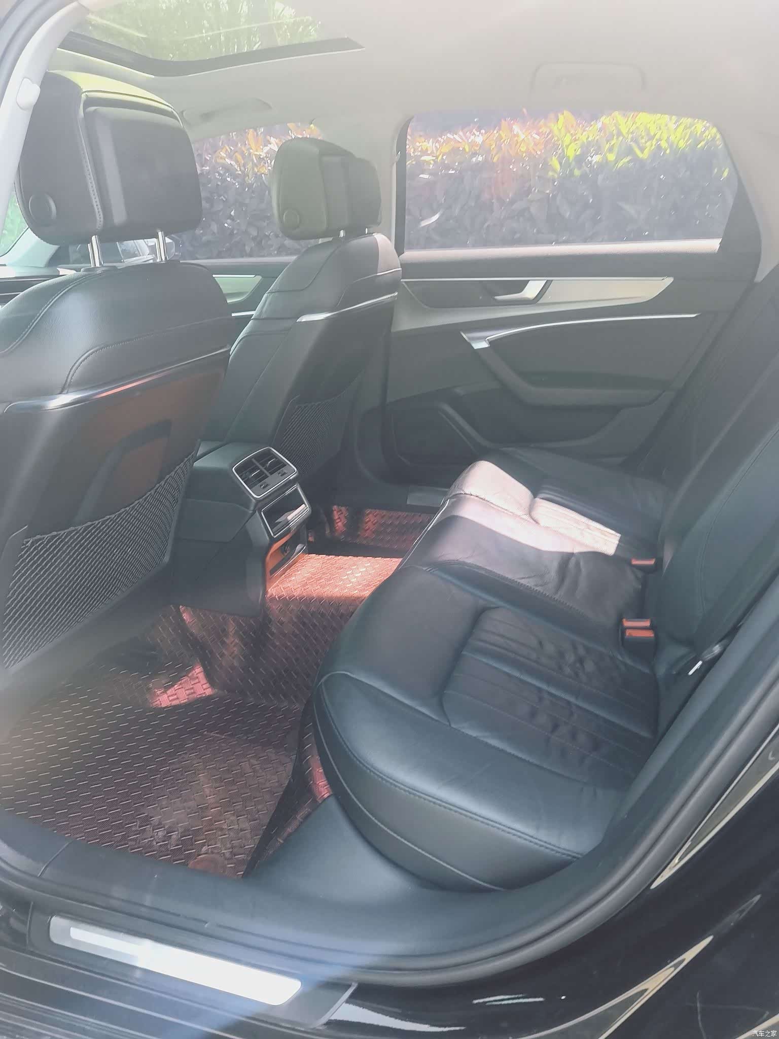 Audi A6L, 2019 все фото