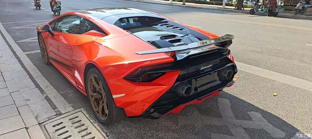 Lamborghini Huracán, 2024 7