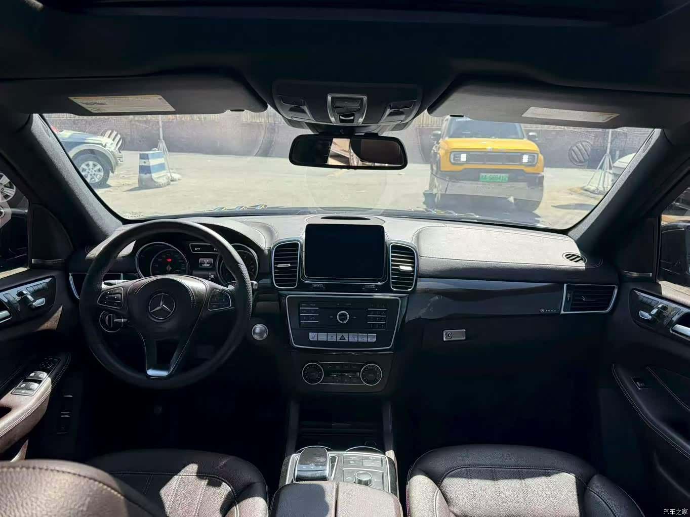 Mercedes-Benz GLS, 2017 все фото