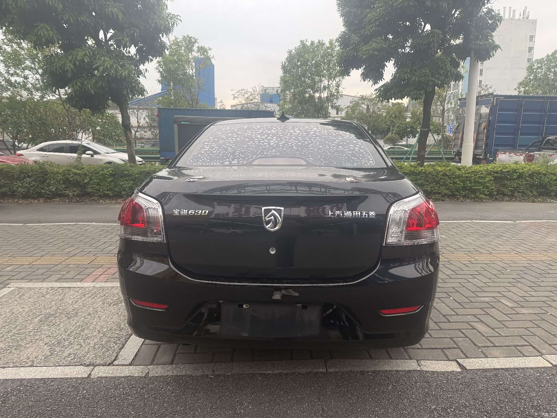 Wuling 630, 2013 4