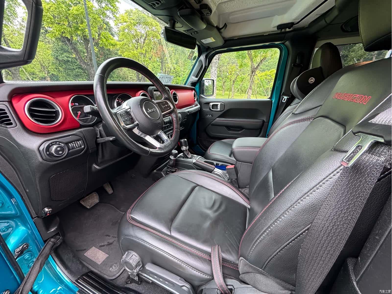 Jeep Wrangler, 2020 4
