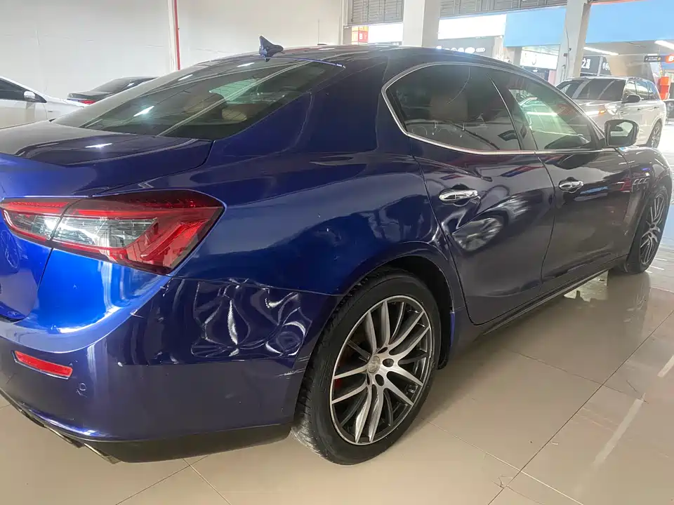 Maserati Ghibli