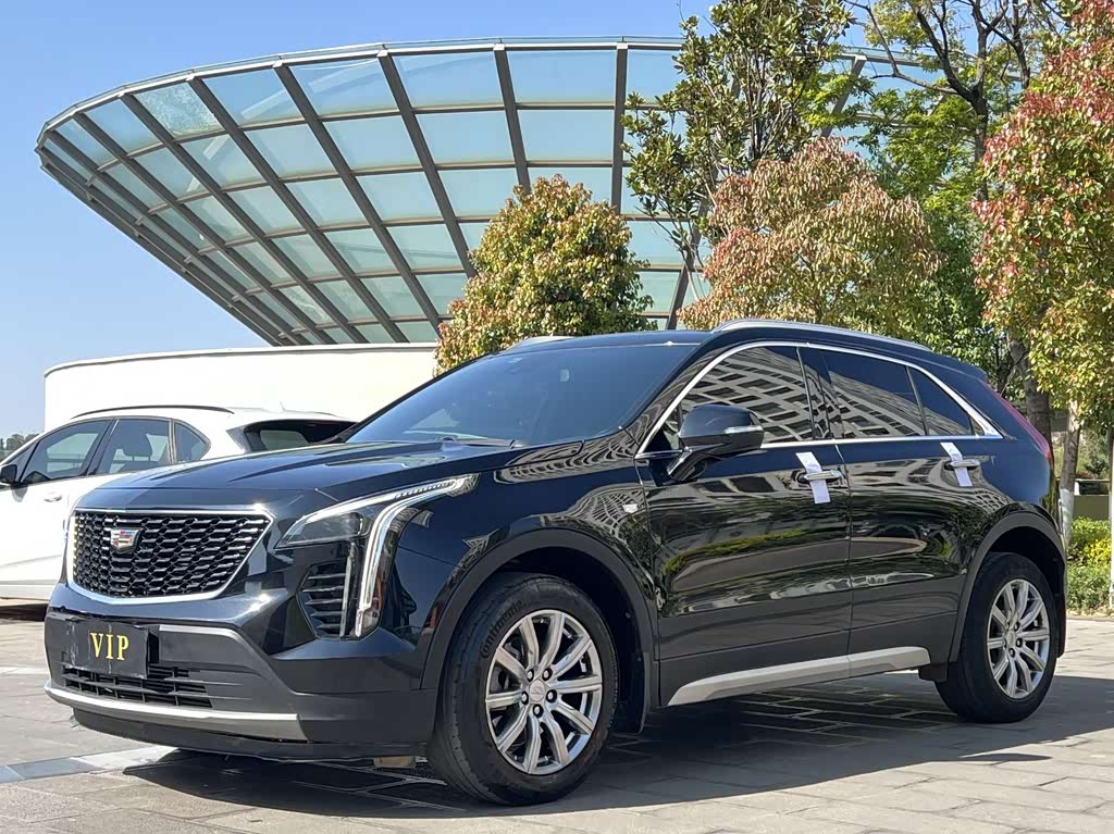 Cadillac XT4