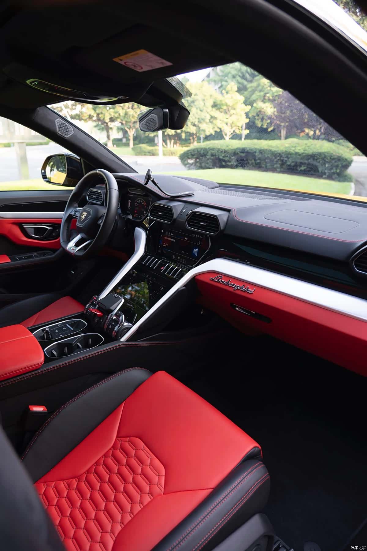 Lamborghini Urus, 2021 21